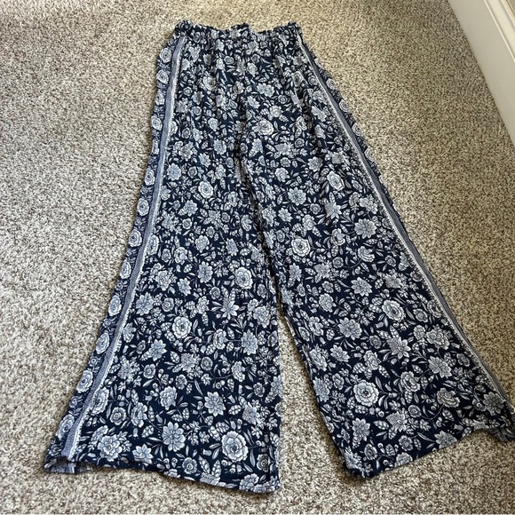 American Eagle Outfitters Floral Wide Leg Pants Blue White Comfy Stretch Boho - Picture 4 of 7